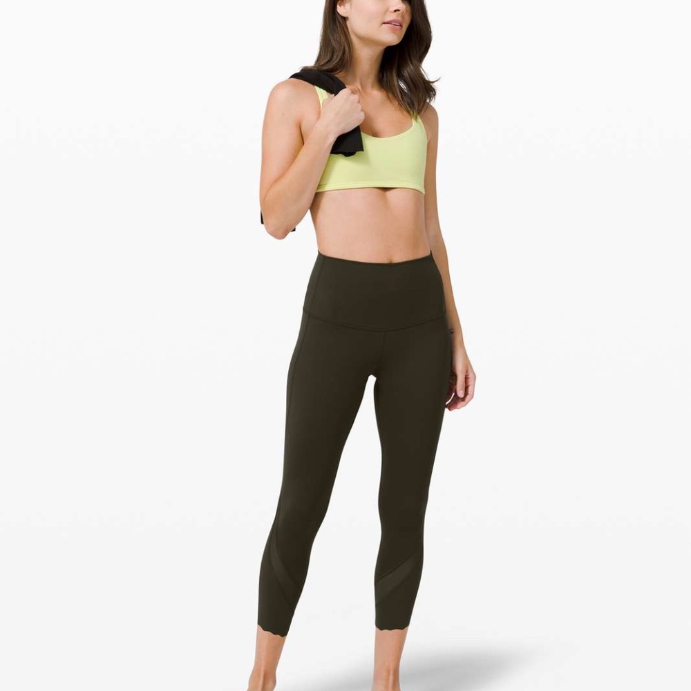 Lululemon Wunder Under High-Rise Crop 23" Scallop Full-On Luxtreme Dark Olive - Picture 4 of 6